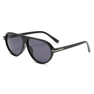 <span class=keywords><strong>Gafas</strong></span> <span class=keywords><strong>de</strong></span> <span class=keywords><strong>Sol</strong></span> <span class=keywords><strong>de</strong></span> Piloto STORY XH3530 Retro con Remaches para Mujer y Hombre, Montura Verde Vintage, Lentes Rosas Degradados, Protección UV, <span class=keywords><strong>Gafas</strong></span> <span class=keywords><strong>de</strong></span> Moda - Product Image 2