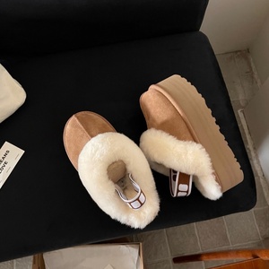 Thick-soled home shearling lace-up <strong>slippers</strong> snow <strong>boots</strong> women's <strong>boots</strong> <strong>furry</strong> <strong>slippers</strong> - Product Image 3