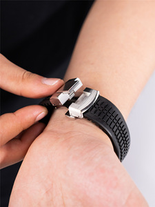 Correa de reloj de silicona deportiva para Apple Ultra 2 49mm, correa de reloj de silicona para <span class=keywords><strong>IWatch</strong></span> Band 41 <span class=keywords><strong>40</strong></span> 44 45 46 49mm - Product Image 2
