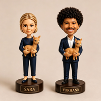 Figurine personnalisée en résine de couple câlinant un Corgi, statue bobblehead pour les amoureux des chiens Corgi, cadeau d'anniversaire pour couple