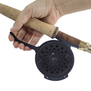 <span class=keywords><strong>Moulinet</strong></span> à <span class=keywords><strong>Mouche</strong></span> <span class=keywords><strong>Automatique</strong></span> en Graphite avec Contrepoids et Poignée 02B-SGAT (B05) - Product Image 2