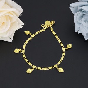 Joyería de Moda JXX para Mujer, Nuevo Estilo, Brazalete de Latón Chapado en Oro de 24K con Colgante en Forma de Corazón, Estilo Moderno - Product Image 6