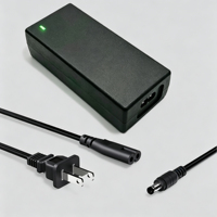 Chargeur de batterie Li-ion intelligent 54,6 V 48 V pour vélo électrique/trottinette électrique 12-25 Ah 13S 2A DC 5,5x2,1/2,5 mm Port certifié CE Lampe LED