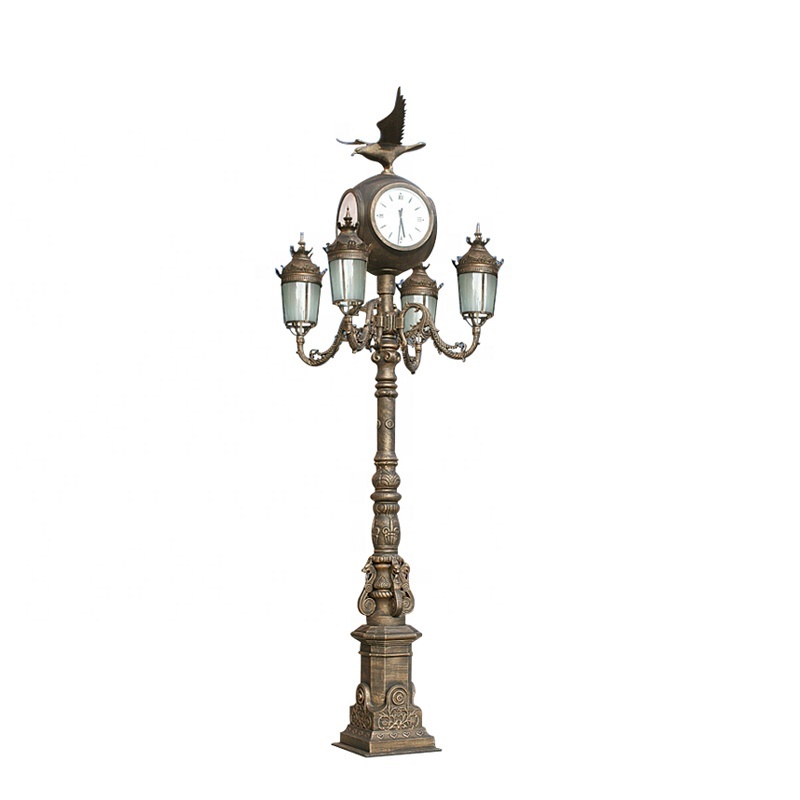 European Style Outdoor Landscape Light Art Clock Modeling Customized Lamp Garden Watches