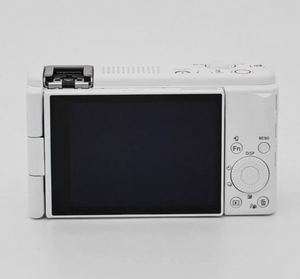 Appareil photo ZV-1 <span class=keywords><strong>II</strong></span> d'occasion — capteur 1 pouce 20,1 MP + objectif ultra grand angle 18 mm, excellent état, entièrement fonctionnel ! - Product Image 2