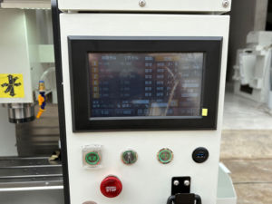 VMC215 Nouvelle machine de fraisage verticale CNC à trois axes pour l'industrie - Broche ISO20, 3 broches, mouvements entièrement automatiques, haute performance - Product Image 6