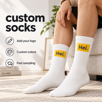Chaussettes en coton blanc personnalisées avec étiquette en tricot, ajoutez votre logo, couleurs personnalisées et service d'échantillonnage rapide