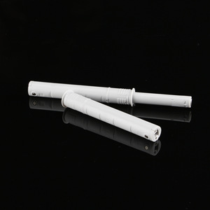 Loquets de porte et ferme-portes en plastique pour placard, installation facile, design minimaliste Ftq - Product Image 2