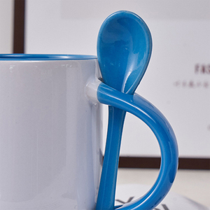 Bán Sỉ Cốc Cà Phê Gốm Màu Trơn Bên Trong In In Logo Thăng Hoa 11Oz Có Thìa - Product Image 4