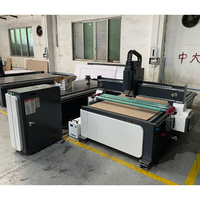 Máquina enrutadora Cnc 1325 con mesa de vacío y rodillo de prensa para trabajar la madera 1325 1530 enrutador Cnc para trabajar la madera 4x8