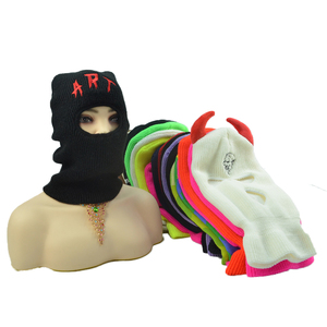 Balaclava personnalisée avec logo brodé OEM, bonnet <span class=keywords><strong>en</strong></span> tricot à 3 trous pour moto, <span class=keywords><strong>masque</strong></span> de ski intégral - Product Image 3