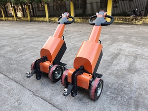 Mini camión tractor de remolque eléctrico de 1,5 toneladas y 1500 kg con controlador Curtis para uso en planta de fabricación - Product Image 4