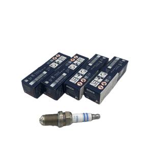 Électrodes de terre pour bougies d'<span class=keywords><strong>allumage</strong></span> Platinum +<span class=keywords><strong>4</strong></span> 0242236562 FGR7DQP <span class=keywords><strong>Allumage</strong></span> moteur 12120141871 12121435955 pour LAND-ROVER Neuf - Product Image 2