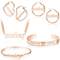 Collier personnalisé en acier inoxydable plaqué or 18K avec initiales