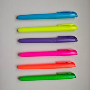 6 colores Macaron Color oblicuo cabeza resaltador pluma tablero fluorescente especial 4Mm conjunto - Product Image 2