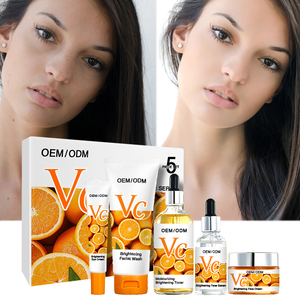 Vente en gros de kit de soins pour le visage à la vitamine C naturelle kit de soins de la peau rajeunissant et éclaircissant pour le visage à la vitamine C pour les femmes - Product Image 4