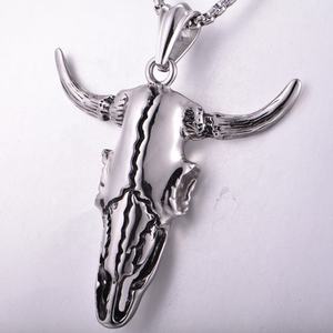 Breloques Tête de Bœuf Crâne en Argent Tibétain Antique, Pendentifs Tête de Bœuf Crâne, Bijoux au Design Gothique Osseux - Product Image 3