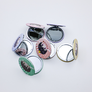 กระจกพกพาแบบกลมพิมพ์ลายการ์ตูนอนิเมะน่ารักสไตล์คาวาอิ สำหรับเด็กผู้หญิงและเด็กผู้ชาย พิมพ์ลาย UV ได้ 2 ด้าน พร้อมโลโก้ตามสั่ง - Product Image 5