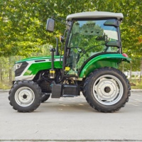 Tracteur multifonctionnel à roues compatible avec un motoculteur, un semoir et un charrue pour toutes les opérations agricoles domestiques
