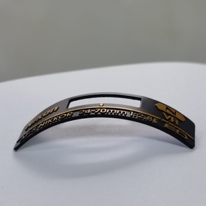 بيع المصنع مباشرة الألومنيوم الحرفية المعدنية المجوفة محفور الليزر تسمية التعبئة والتغليف المعدنية - Product Image 2