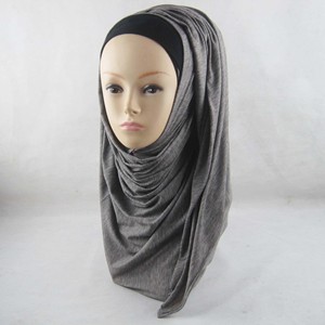 Voile Hijab Maxi Uni en Jersey Premium – Foulard Musulman Tendance pour <span class=keywords><strong>Femme</strong></span> – Écharpe et Châle d'Été Très Vendus - Product Image 5