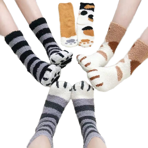 Contoh gratis penjualan terlaris Musim Dingin kru tidur Gadis tabung sedang cakar kucing lucu ditambah beludru karang kaus kaki sehari-hari - Product Image 3