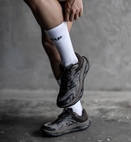 Chaussettes de course personnalisées pour hommes, design gratuit, chaussettes de compression pour la course, chaussettes de cyclisme anti-humidité