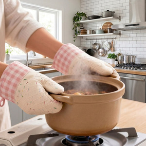 Heat Resistant Silicone Oven Mitts 26cm Thickened For Kitchen <b>Microwave</b> Oven Use - Product Image 2