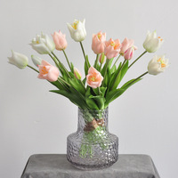 Bouquet de tulipes artificielles douces faites à la main pour décorations de mariage, cadeaux et murs floraux