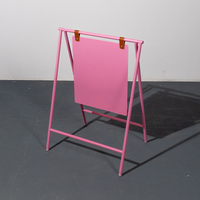 Présentoir pliable rose 70x50cm, enseigne de sol en métal, logo personnalisé, signalisation de café