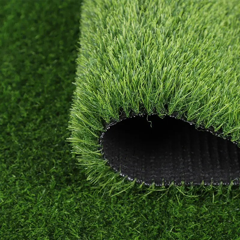 Vendita di fabbrica tappeto erboso artificiale in PE spesso 1-3cm per l'abbellimento