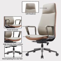 Chaise élévatrice ergonomique de luxe à dossier haut en cuir avec roulettes Chaise de bureau en cuir gris blanc avec accoudoirs