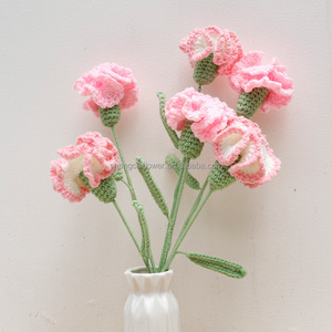 Venta al por mayor: Ramo <span class=keywords><strong>de</strong></span> flores artificiales <span class=keywords><strong>de</strong></span> un solo claveles <span class=keywords><strong>de</strong></span> colores variados, hechas a crochet, <span class=keywords><strong>de</strong></span> larga duración, flores eternas tejidas. - Product Image 6