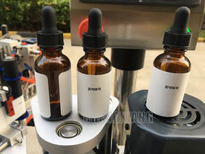 เครื่องติดฉลากอัตโนมัติเต็มรูปแบบสำหรับติดฉลากขวด กระป๋อง และโหล - Product Image 3