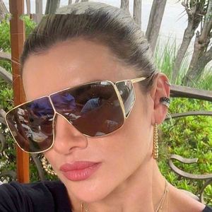 Nouvelles Lunettes de Soleil Carrées Surdimensionnées pour Femmes, Monture Métallique Rétro Rouge, Tendance 2020 - Product Image 5