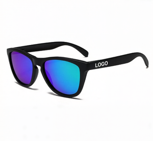 Lunettes de soleil polarisées classiques et tendance 2026 UV400 pour l'extérieur, vente en gros, logo personnalisé, pour hommes, femmes, sport, voyage, tir - Product Image 4