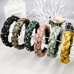 Nouveau Design coréen bandeau de cheveux de haute qualité clouté à la main perle bandeau de cheveux tressé coiffe colorée à la mode pour femmes - Product Image 1