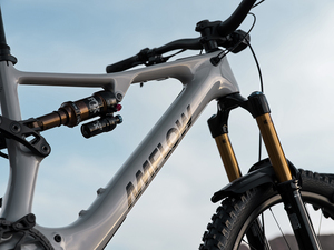 Nuova Bici Elettrica Amflow 2026 con Sospensione Completa, E-Bike MTB in Carbonio con Doppio Motore 1500W - Product Image 3