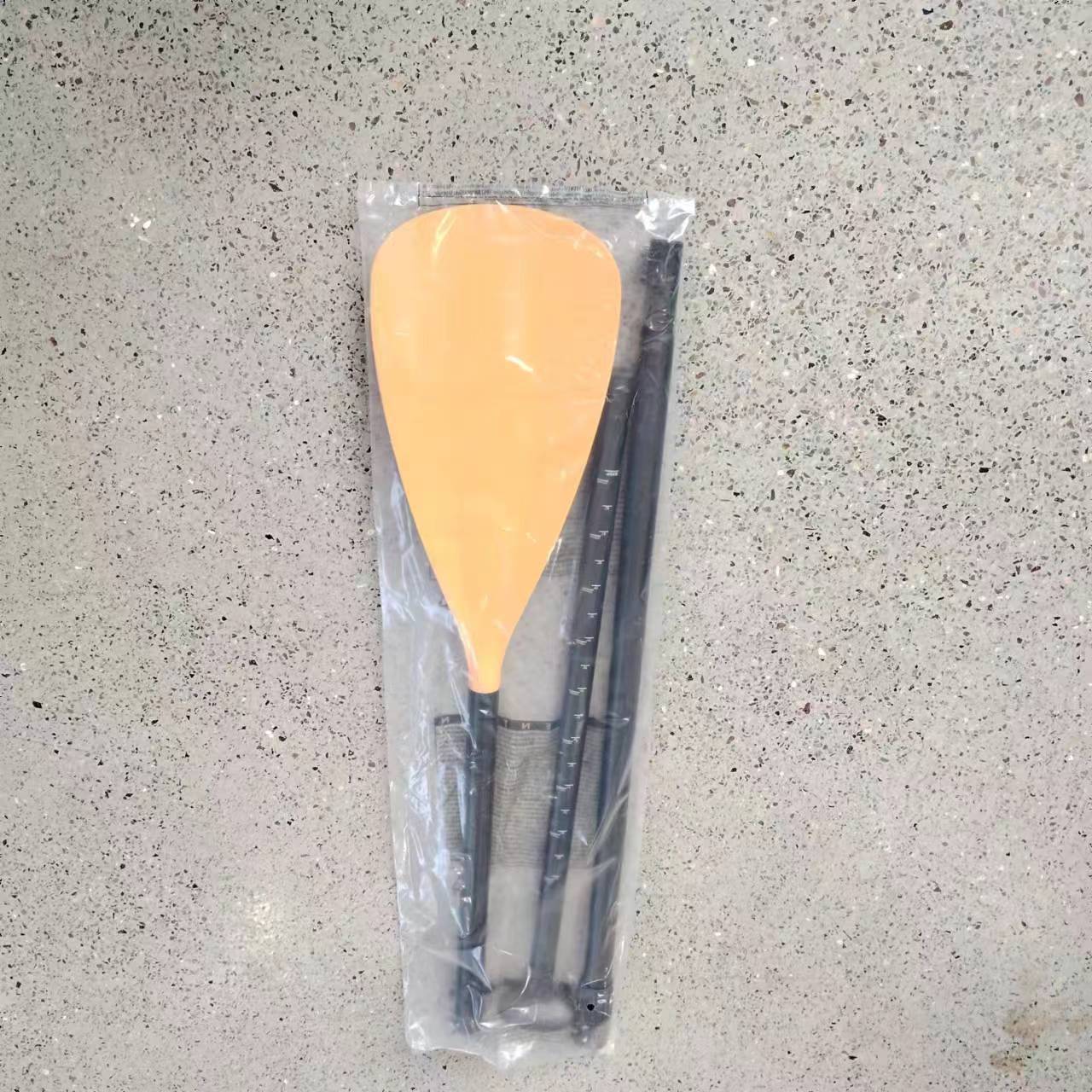 Jaune orangé