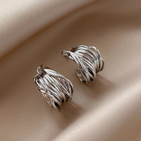Kadınlar için Sarılmış Metal Çizgili Küpe, 12mm, Beyaz Altın ve Altın Kaplama Pirinç Kore Tarzı, 2 Renk