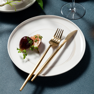 Assiettes plates en céramique blanche <span class=keywords><strong>de</strong></span> style nordique avec logo personnalisé YAYU, vente chaude, rondes, effet <span class=keywords><strong>marbre</strong></span>, 6 / 7,5 / 8,5 / 10,5 / 12 pouces - Product Image 4