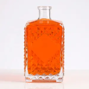 Venta caliente fabricante de botellas de vidrio licor botellas de cristal para licores 750ml