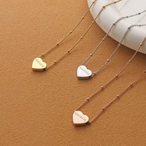 Collier avec pendentif mini cœur pour femme, chaîne satellite, gravure personnalisée, affirmation positive, cadeau significatif en forme de cœur - Product Image 2