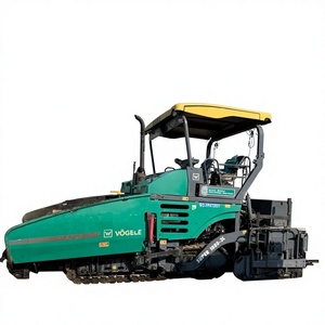 آلة رصف الأسفلت فوجل 1800-2 مستعملة عالية الكفاءة بمحرك بيركنز وسخان كهربائي وشريط تسوية - Product Image 1