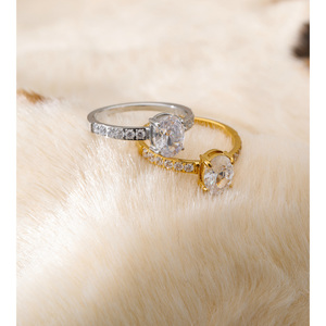 Anello JINYOU 3019 6789 in Acciaio Inossidabile Placcato Oro con Zircone Brillante, Anello <span class=keywords><strong>di</strong></span> <span class=keywords><strong>Fidanzamento</strong></span> per Donna - Product Image 4