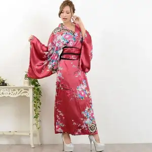 Venta caliente Anime japonés Kimono de mujer Robe Geisha Yukata Sweet Dress Blossom Satin Albornoz ropa de dormir