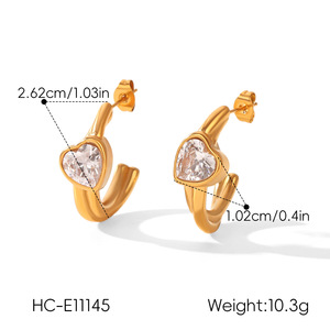 Pendientes delicados con circonita cúbica en forma de corazón, de acero inoxidable pulido antideslustre, accesorios diarios para las orejas para damas. - Product Image 5