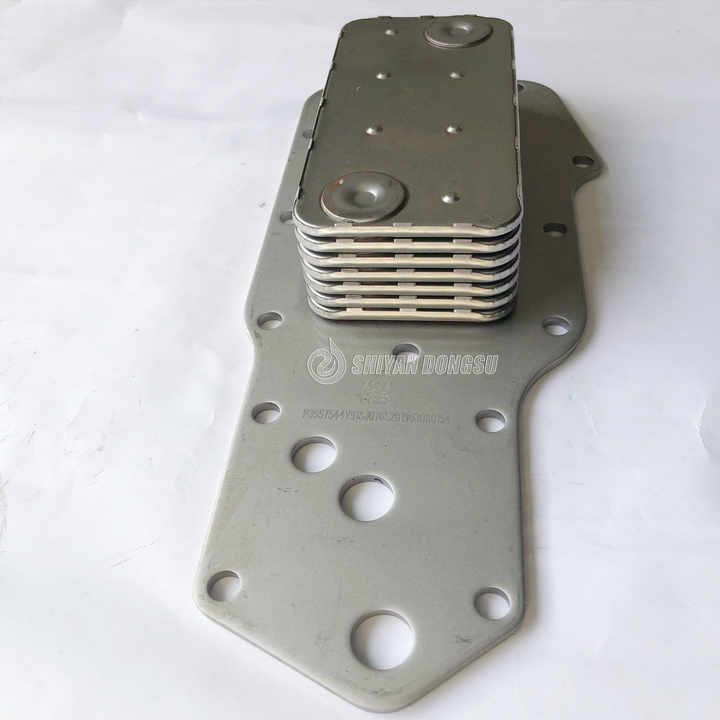 Wholesale OEM 6BT Engine Oil Cooler 3957544 3902372 3903375  