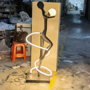 Escultura de arte humano lámpara de pie Hotel centro comercial danza diosa decoración puerta <span class=keywords><strong>duende</strong></span> estatua luces - Product Image 1