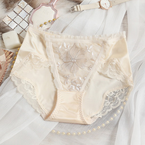 Mutandine di pizzo ZhenShangMei da donna in morbido pizzo traspirante Bikini Sexy sfacciato biancheria intima senza cuciture - Product Image 2
